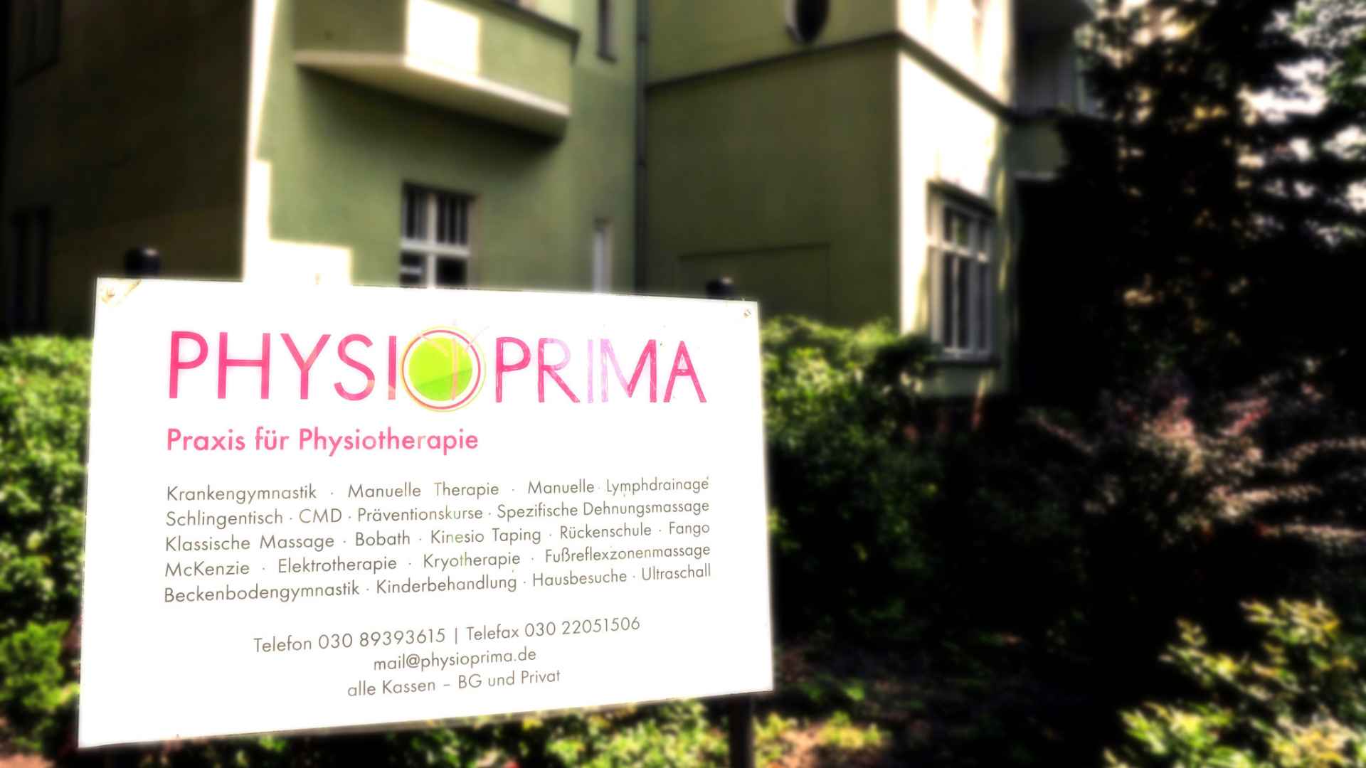 Eingangsschild der Praxis PhysioPrima